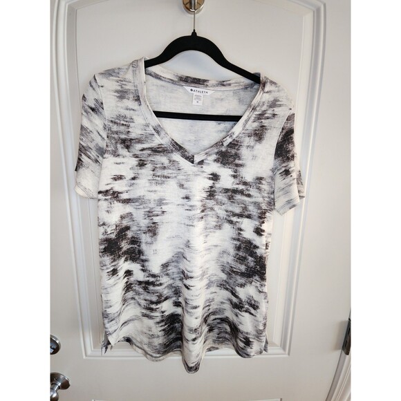 ATHLETA INVERSION BLACK SCOOP V-NECK SHORT SLEEVE BREEZY TEE Sz Medium - Picture 7 of 7